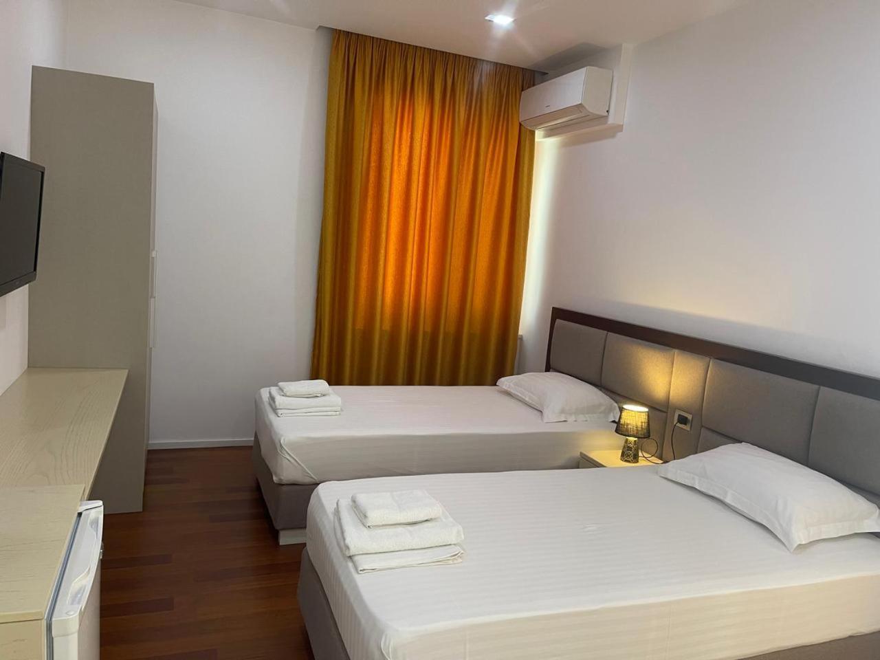 Nemesis Hotel Саранда Экстерьер фото