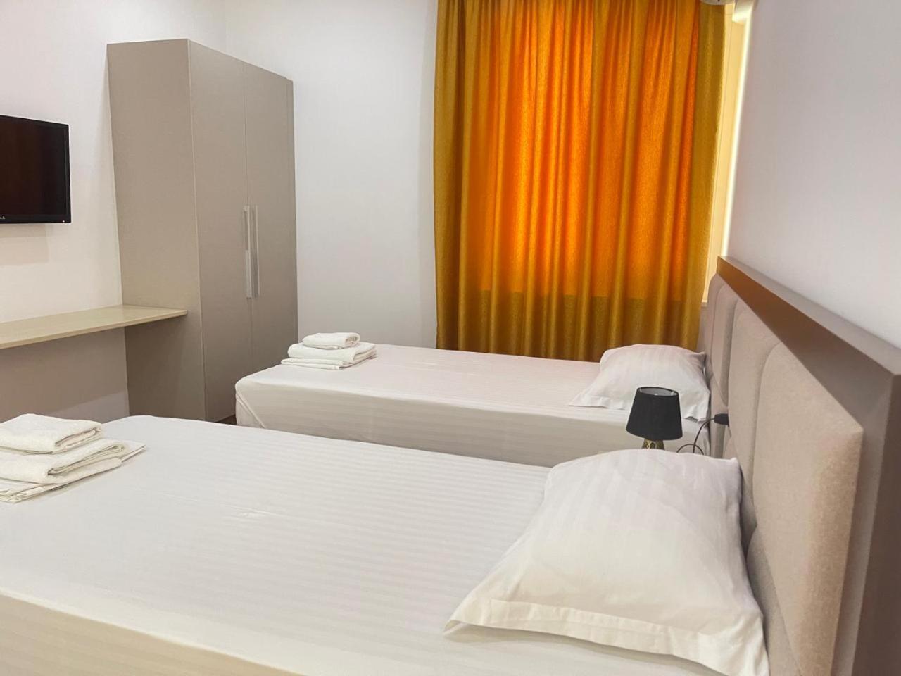 Nemesis Hotel Саранда Экстерьер фото